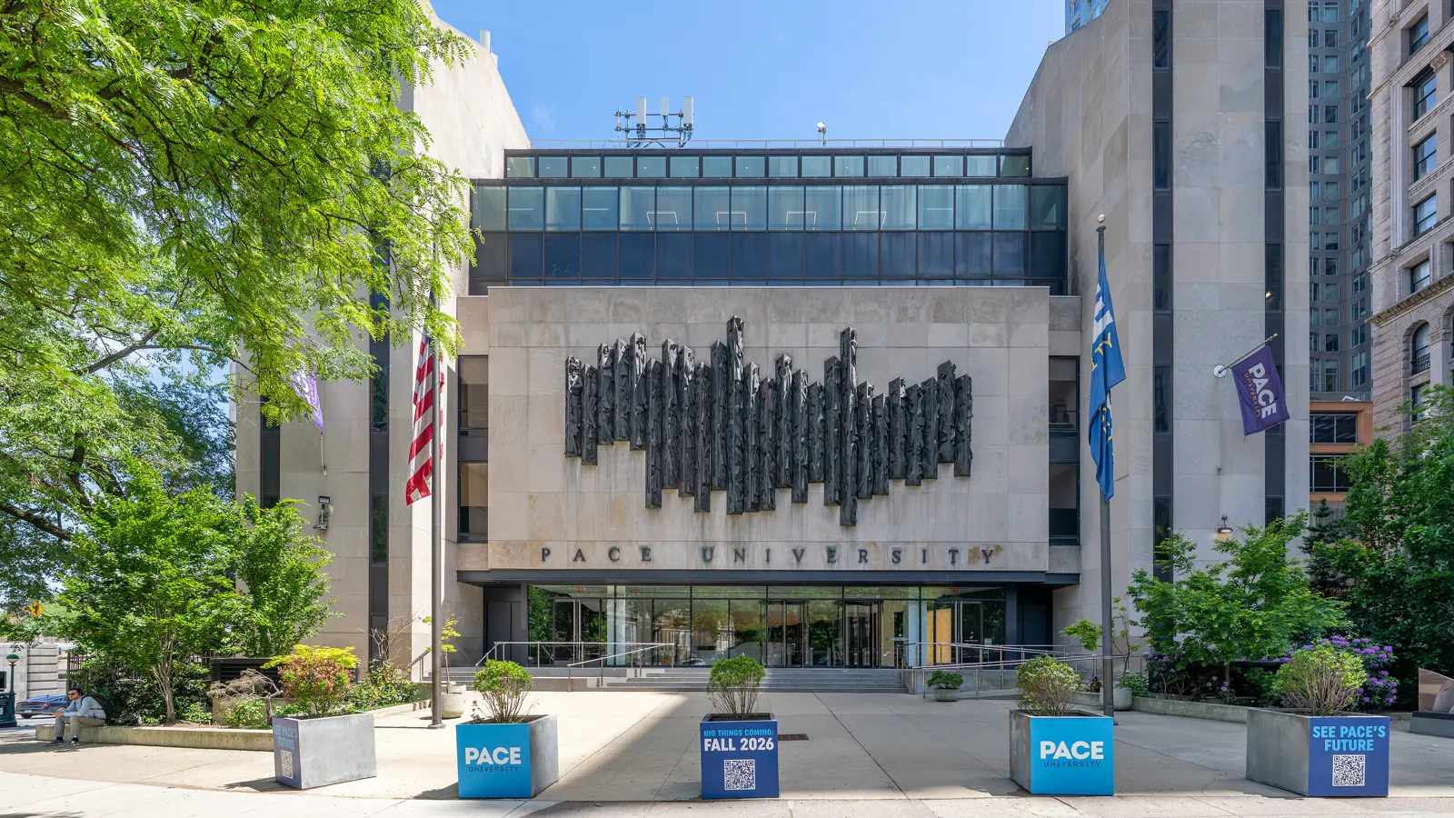 The entrance plaza of 1 Pace Plaza, Pace University's main building in Lower Manhattan, New York City