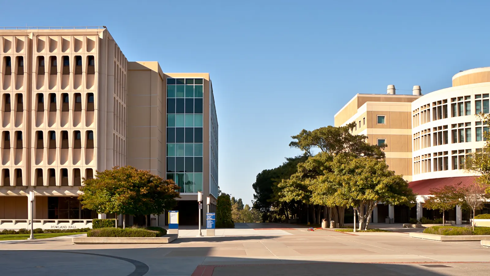 Rowland Hall and Reines Hall on the science plaza at UC Irvine in Irvine, California