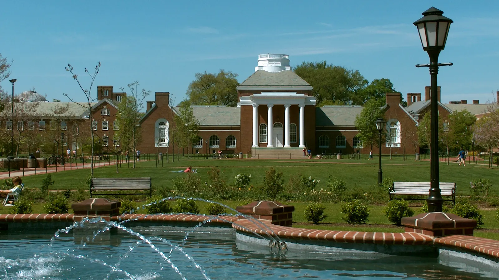 Memorial Hall seen across the fountain at Magnolia Circle on the University of Delaware campus in Newark, Delaware