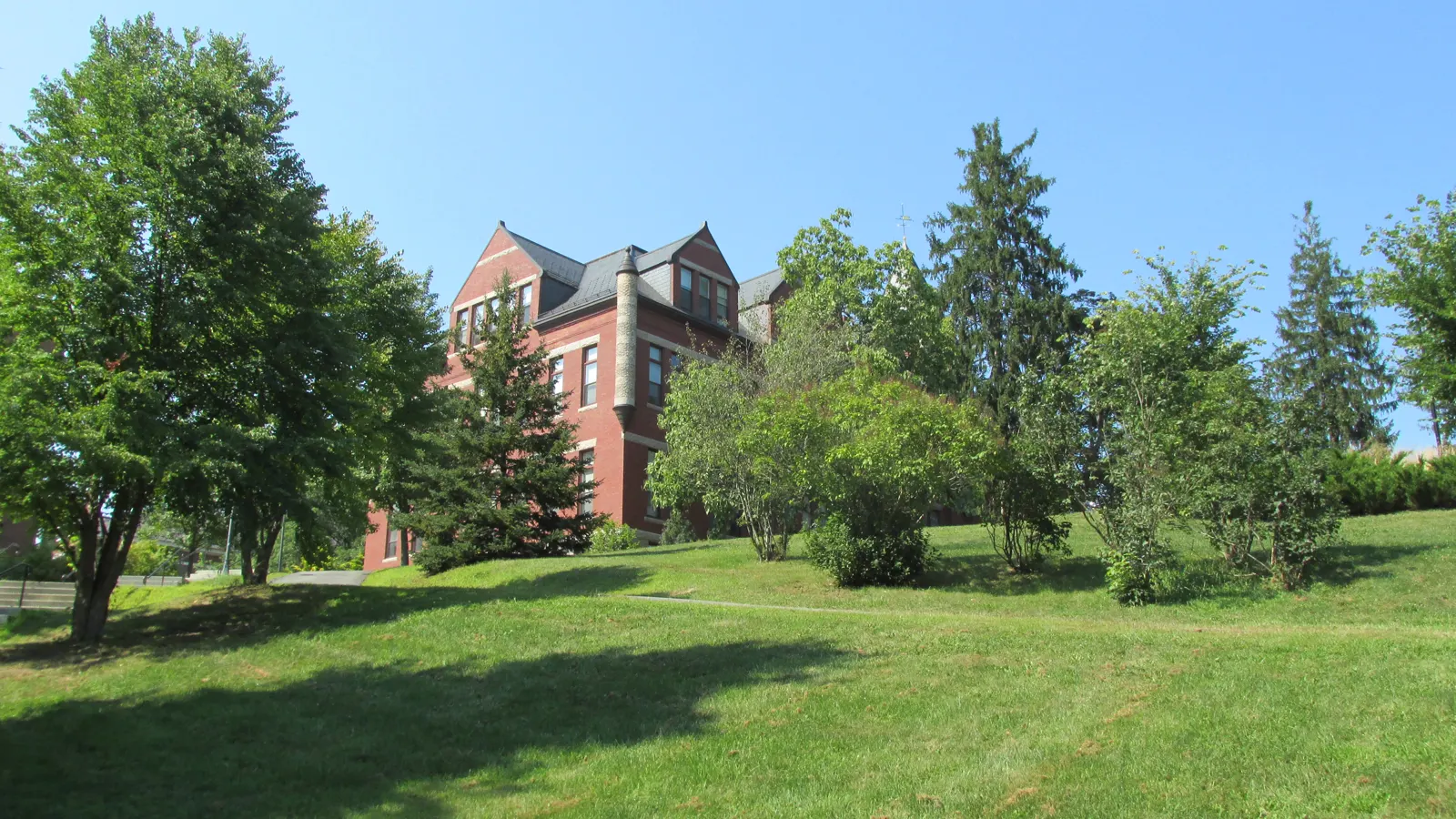 Thompson Hall at the University of New Hampshire in Durham, New Hampshire