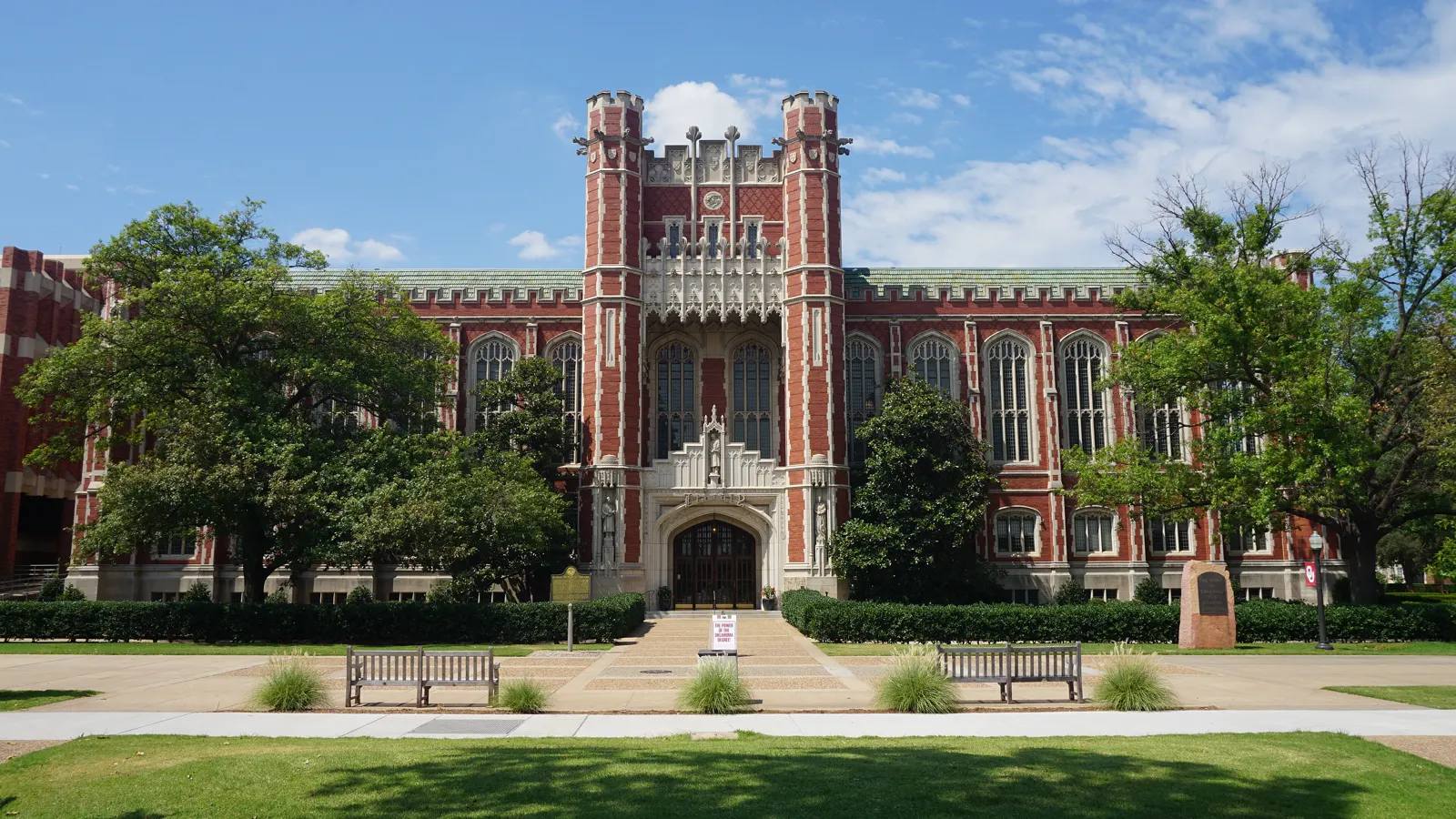 The front of Bizzell Memorial Library at the University of Oklahoma in Norman, Oklahoma